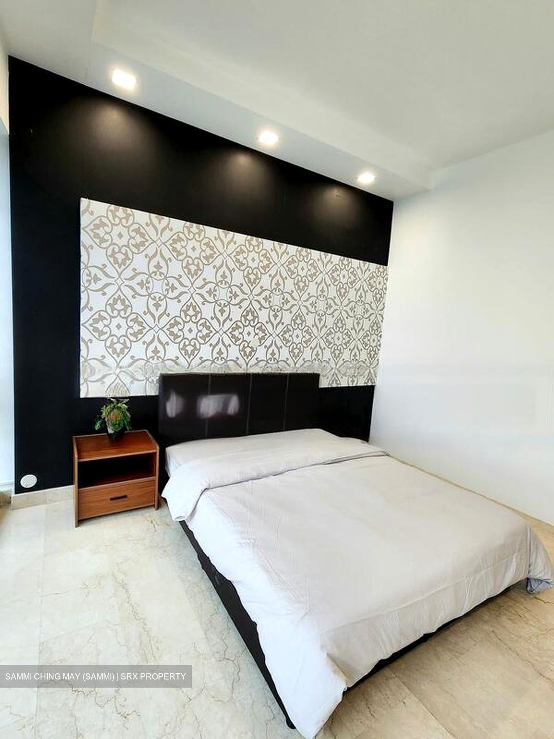 Simsville (D14), Condominium #467556281